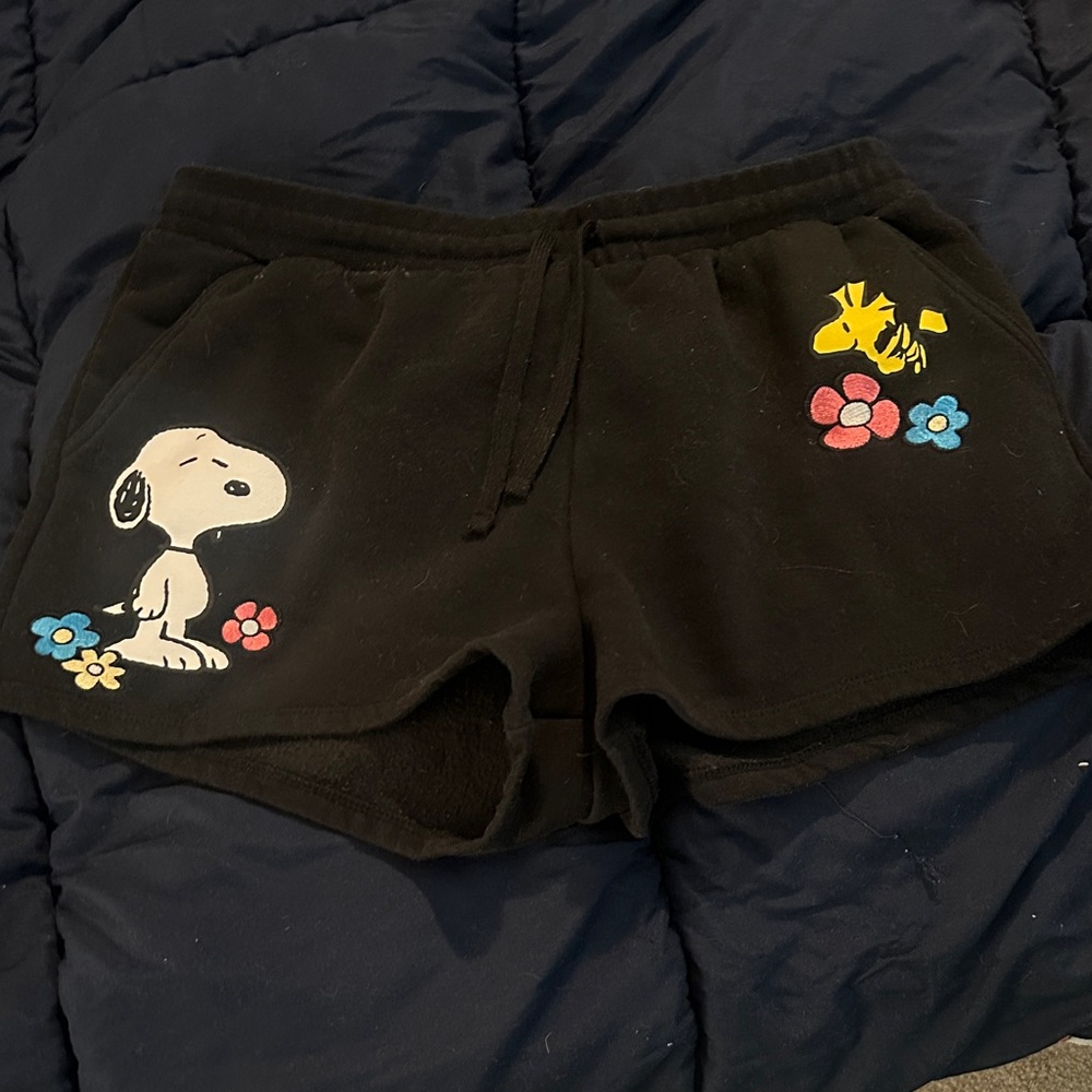 Peanuts Black Shorts with Snoopy and Woodstock